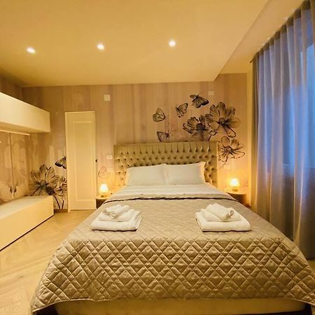 Sweet Time Venice, Luxury San Marco Frezzaria Apt! Εξωτερικό φωτογραφία