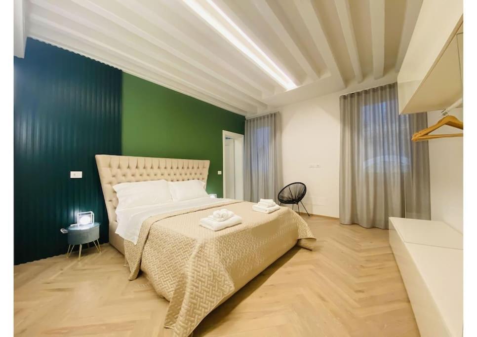 Sweet Time Venice, Luxury San Marco Frezzaria Apt! Εξωτερικό φωτογραφία