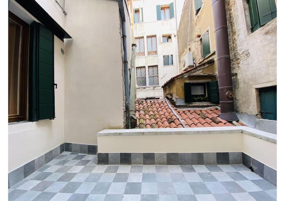Sweet Time Venice, Luxury San Marco Frezzaria Apt! Εξωτερικό φωτογραφία