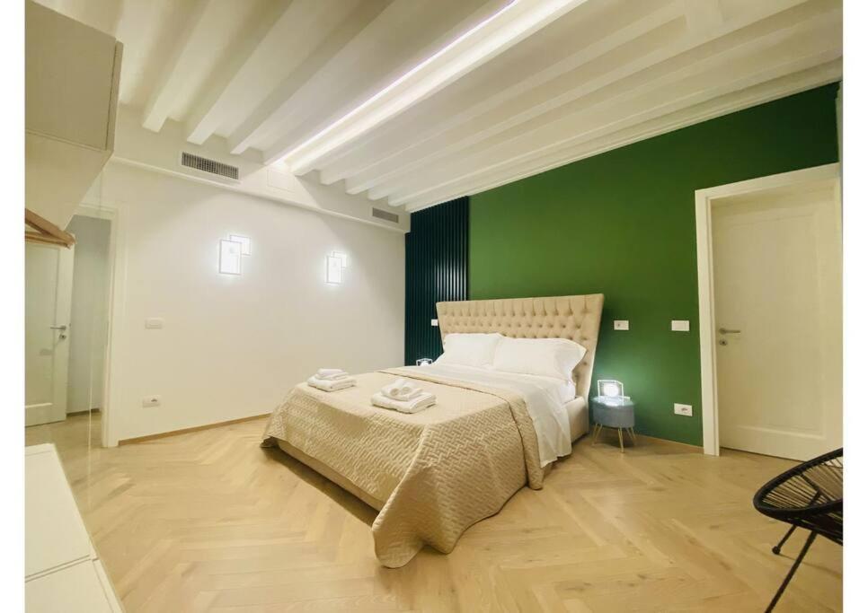 Sweet Time Venice, Luxury San Marco Frezzaria Apt! Εξωτερικό φωτογραφία